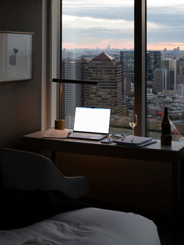 Ultimate Guide to Selling Your Luxury Items (1): Buyout, Consignment, or Self-List?