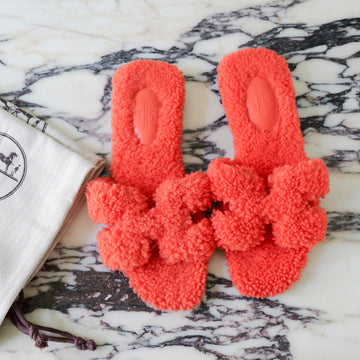 Hermès Limited Edition Orange Shearling Teddy Oran Sandals Size 36