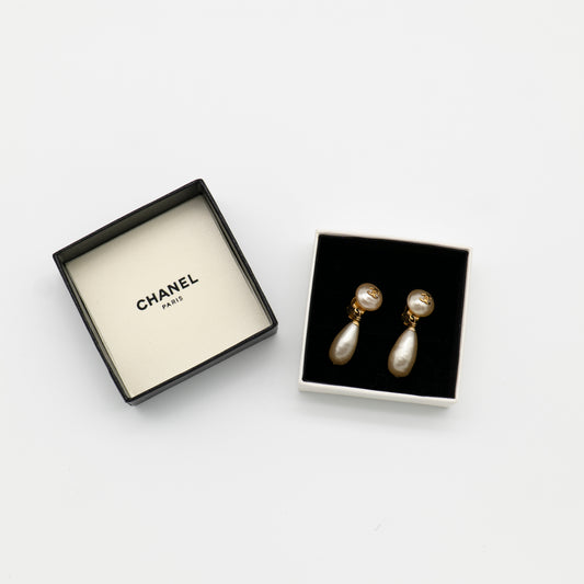 CHANEL Vintage Gold-Plated CC Faux Pearl Drop Clip-On Earrings 93P