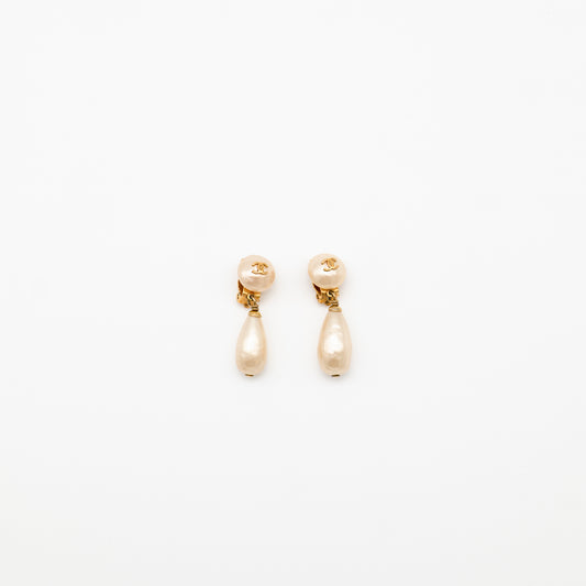 CHANEL Vintage Gold-Plated CC Faux Pearl Drop Clip-On Earrings 93P