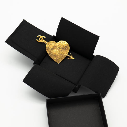 CHANEL Vintage 1993 Gold-Plated CC Cambon Paris Heart Arrow Brooch 93P
