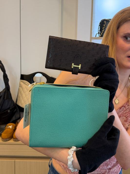 FOR KAITY - CHANEL Sevruga Leather Zip-Around Jewelry Case + Hermès Bearn Long Wallet Ostrich Leather Brown