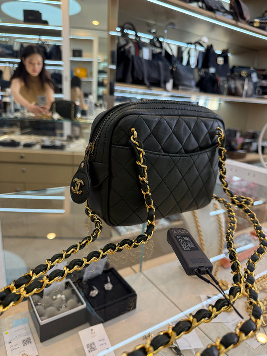 CHANEL Vintage Dark Green Lambskin Quilted Double Chain Strap Camera Bag GHW