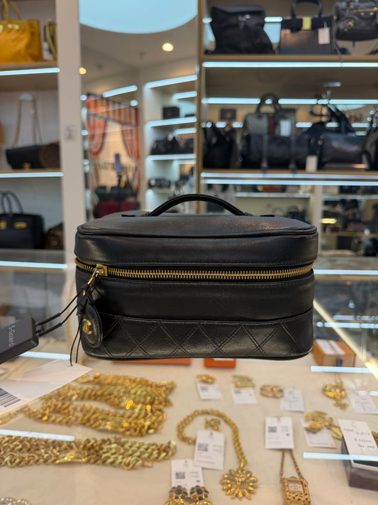 CHANEL Black Lambskin Vanity Case