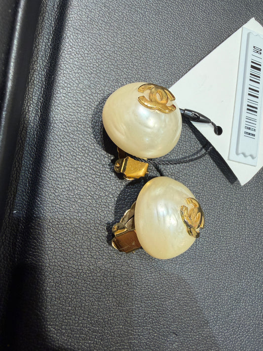 CHANEL Pearl Clip-On Earrings