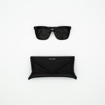 Gentle Monster Her 01 Unisex Black Square Sunglasses