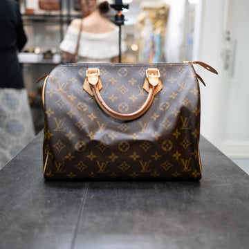 Louis Vuitton Monogram Speedy 25