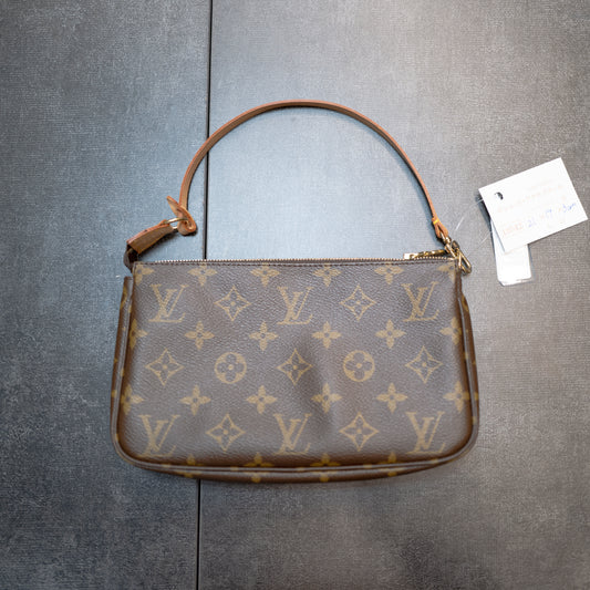 Louis Vuitton Pochette Accessoires Monogram Canvas