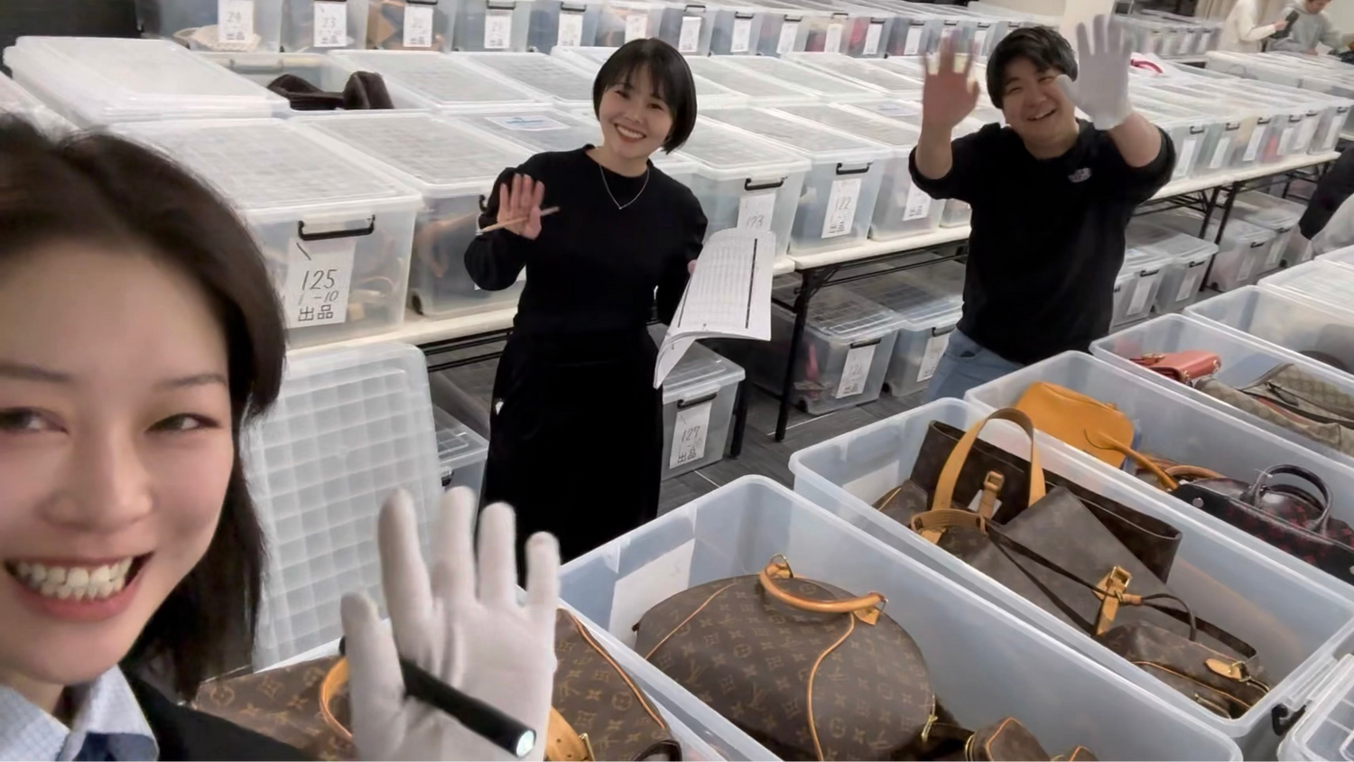 Vintage Girlfriend Luxury