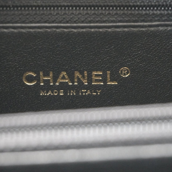 Chanel Caviar Medium Filigree Vanity Case Navy/Black - Vintage Girlfriend Luxury