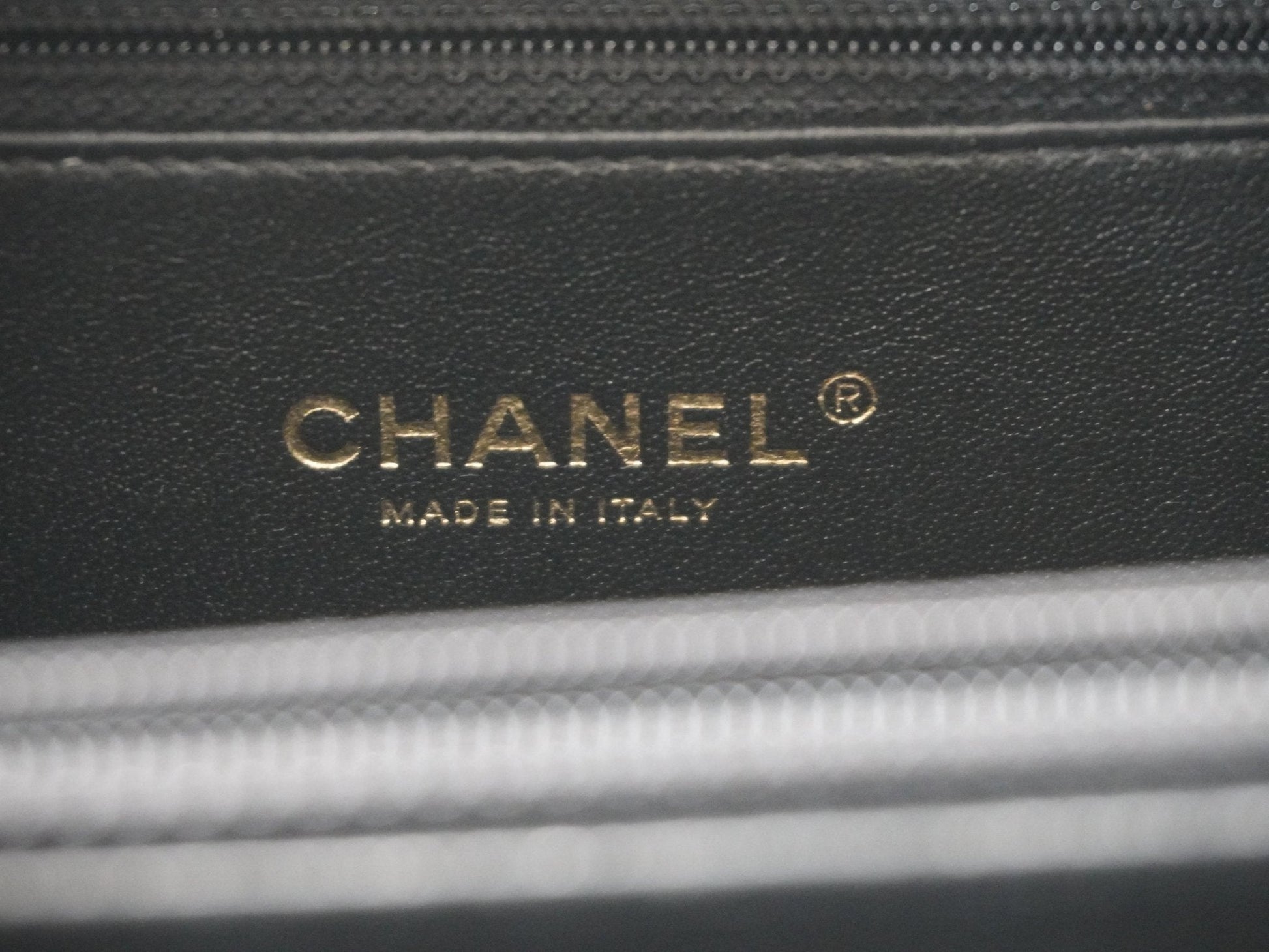 Chanel Caviar Medium Filigree Vanity Case Navy/Black - Vintage Girlfriend Luxury